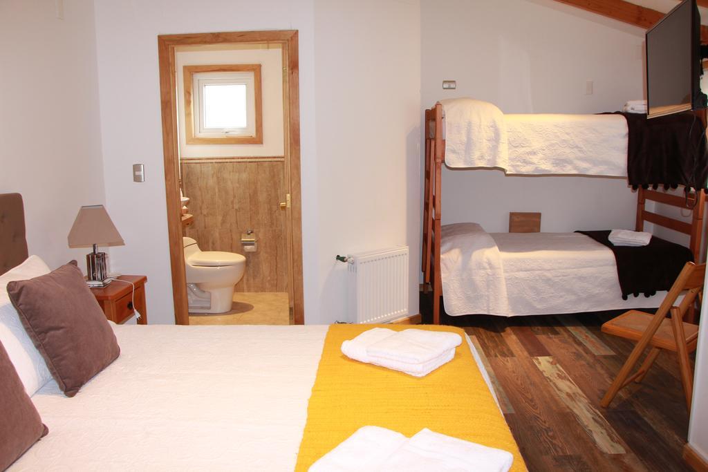 Hostal Fernando De Magalhaes Punta Arenas Exterior photo